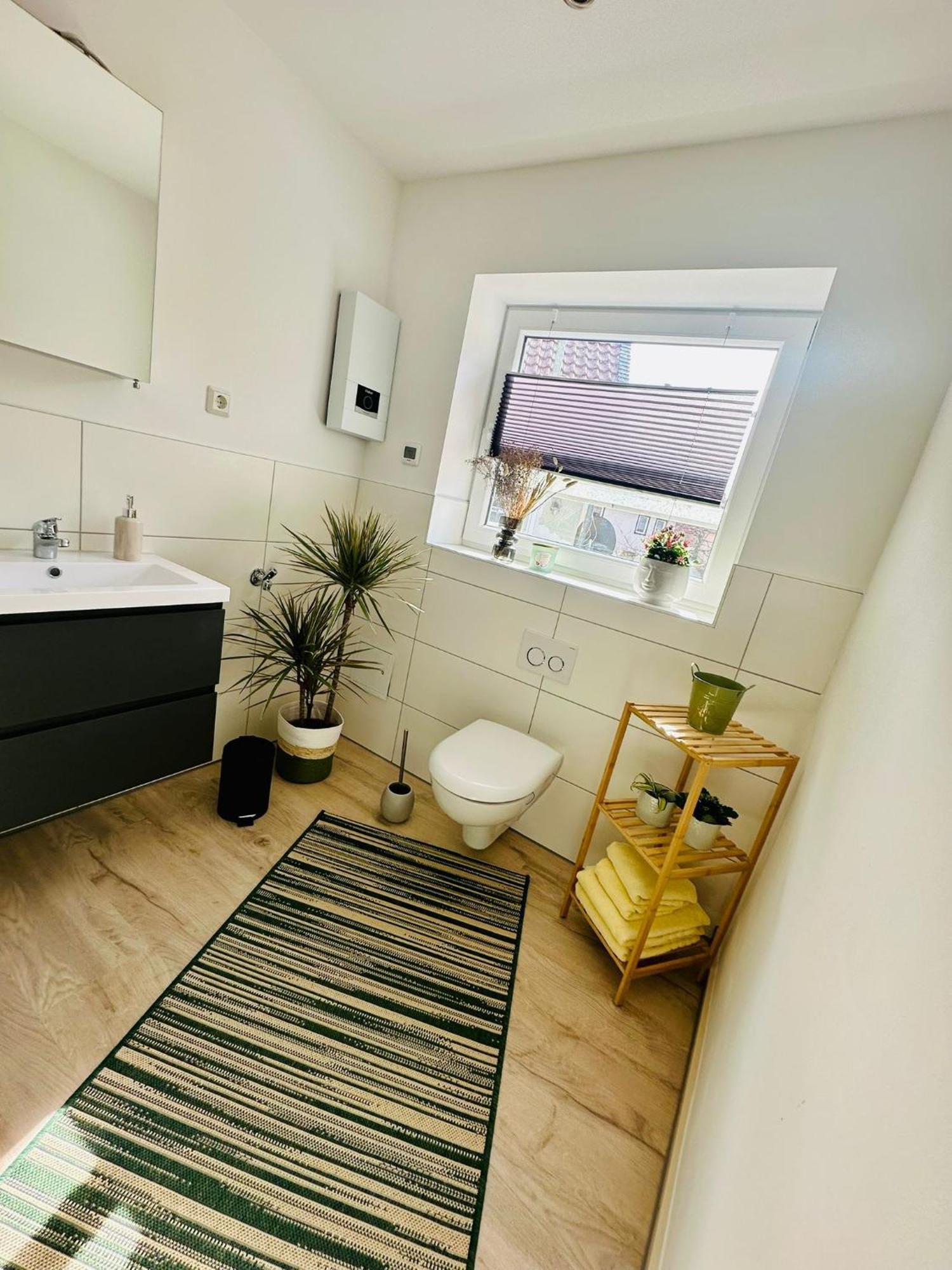 Lous Ferienwohnung Thale Esterno foto